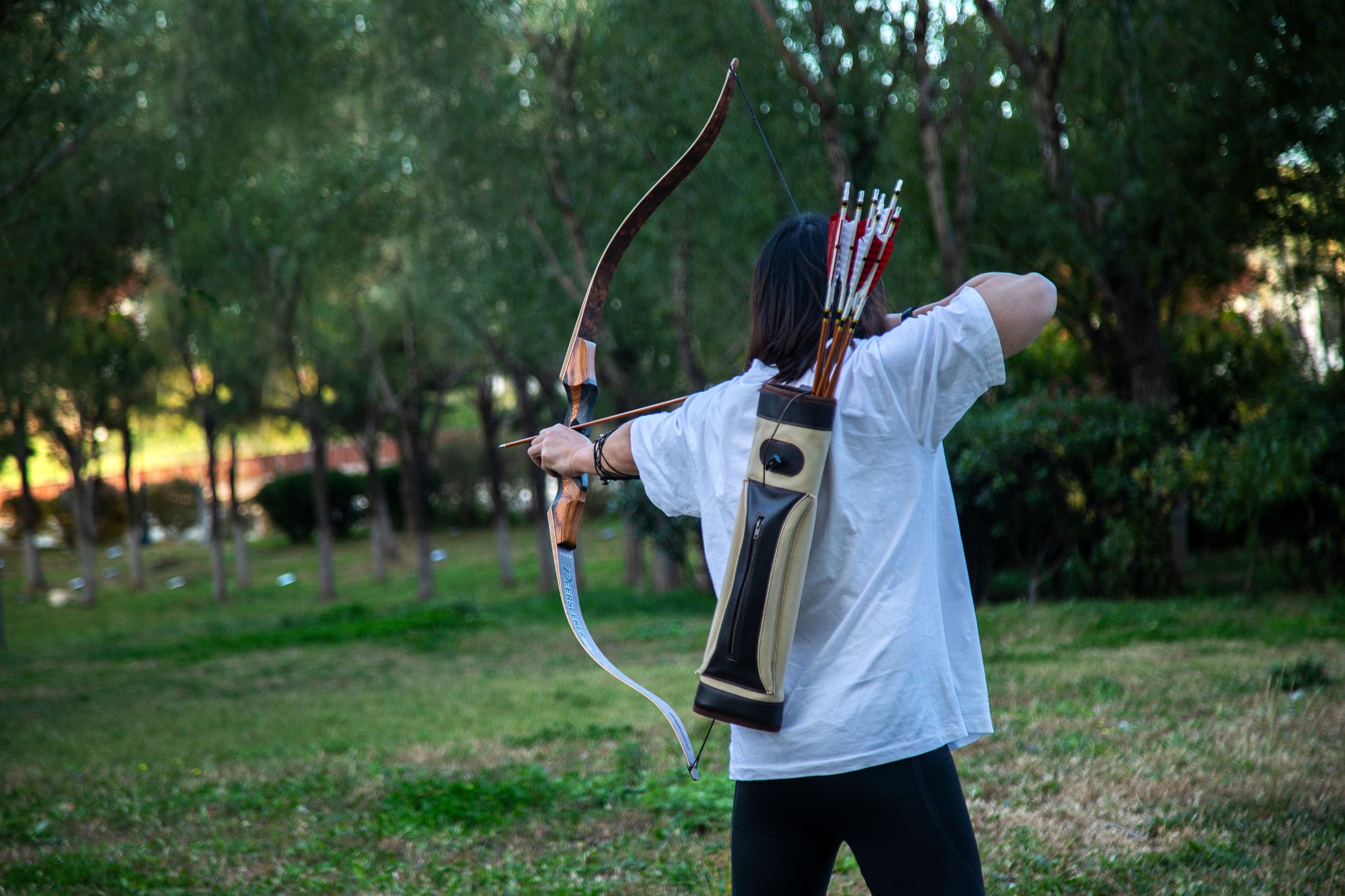 Mesa Recurve Dark Woodgrain